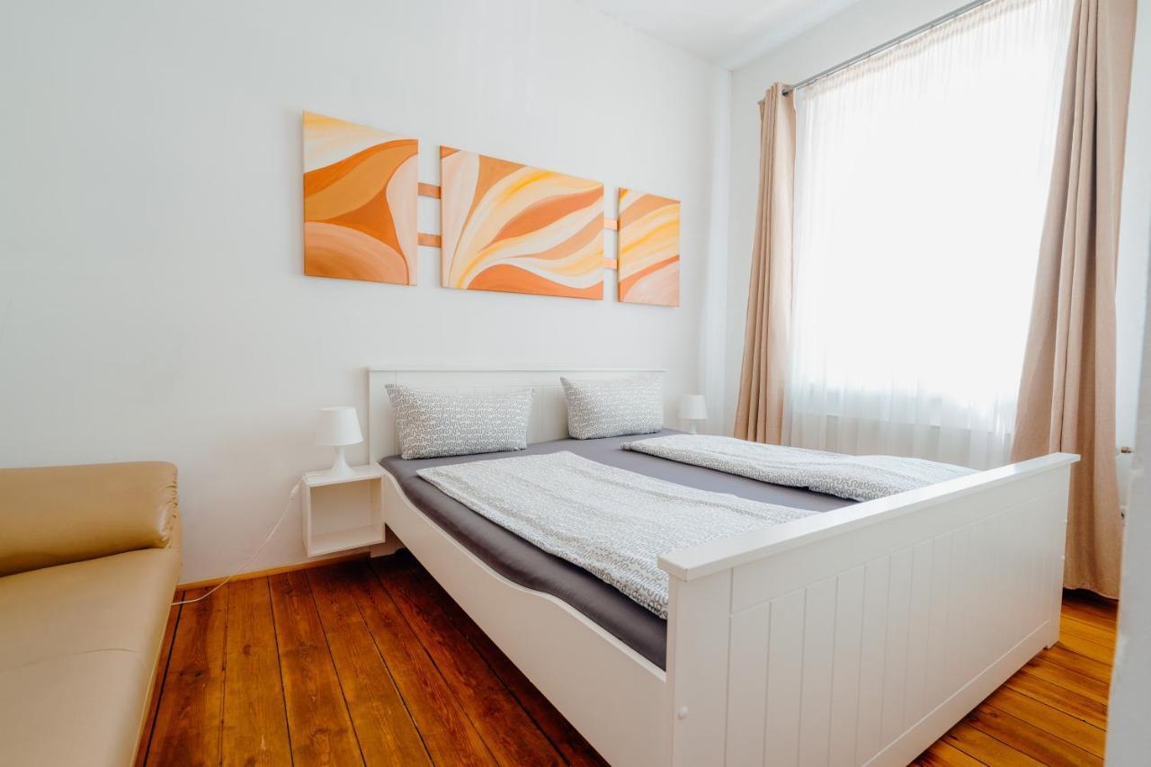 Ferienwohnung Am Kunstturm Ваймар Екстериор снимка